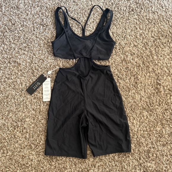 Beach Bunny Harley Unitard Set– Size M – New With Tags 🖤 - Picture 1 of 4